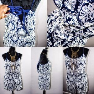 Charlotte Russe White/Blue Printed Romper